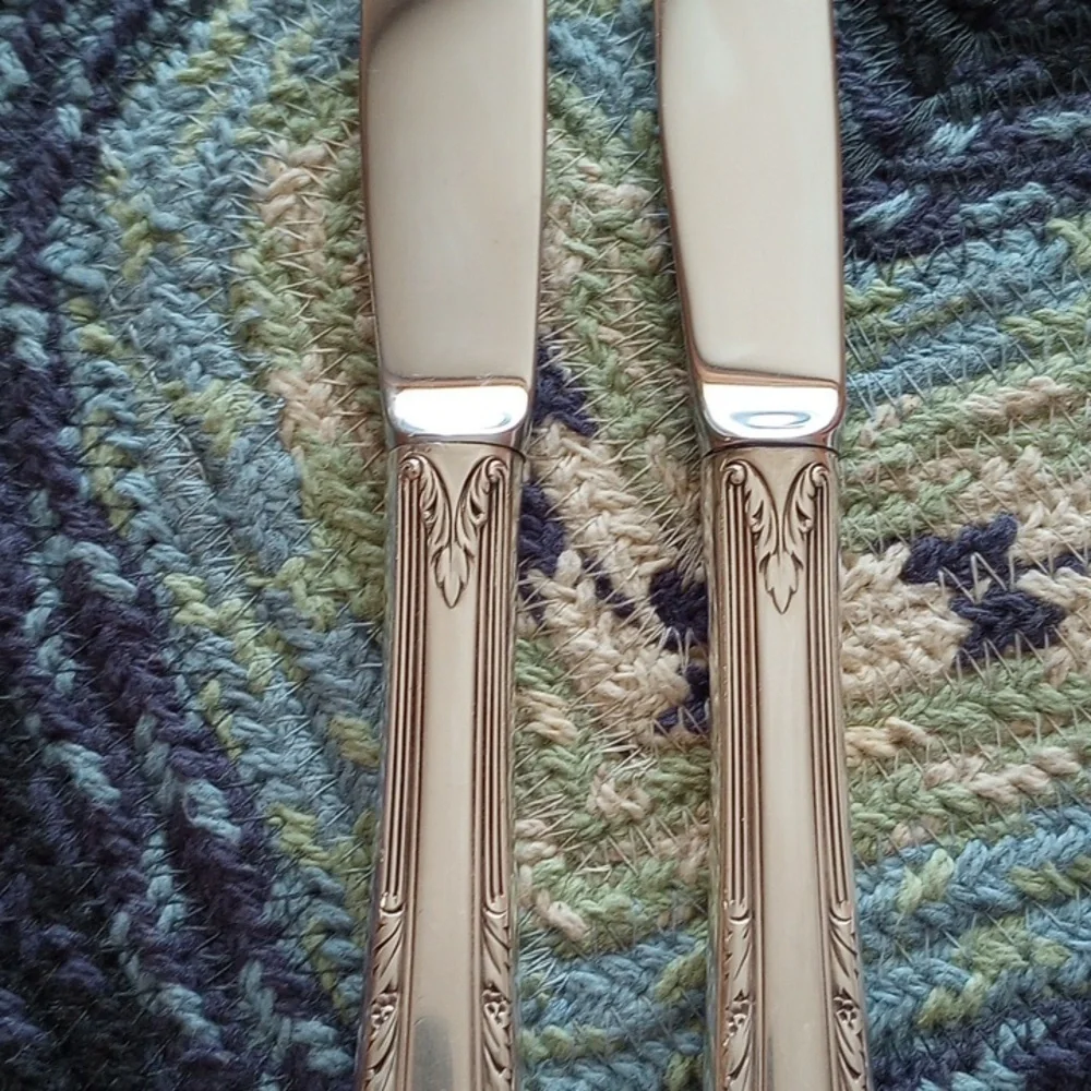 Sterling Silver Dinner Knives - Picture 4 of 8